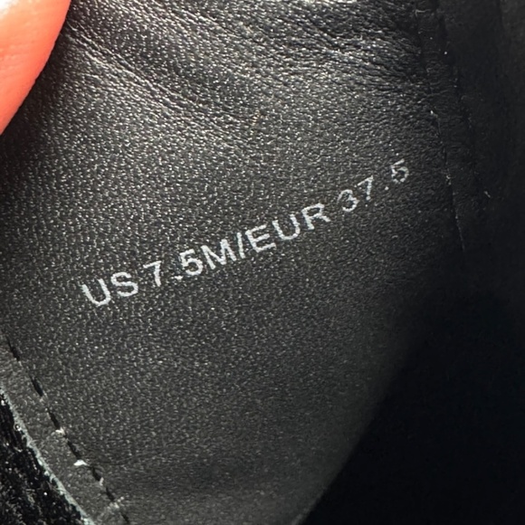 Vince Black Ribbed Ilona Round Toe Wedge Leather Sneakers - Picture 9 of 12